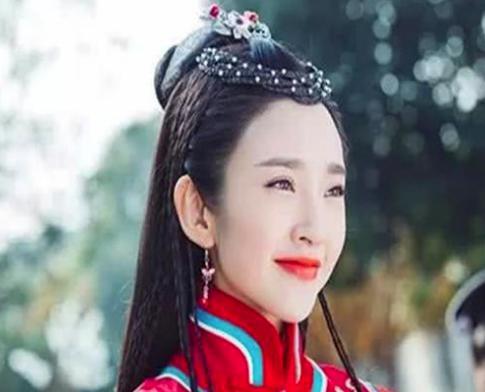 十二岁时嫁给四十岁的丈夫,多尔衮是她儿子