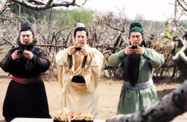 关羽失荆州走麦城,真的是因为大意吗