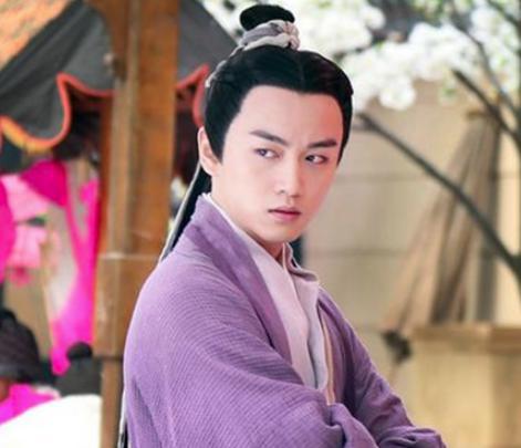 夫人被毒死，丈夫5年后杀掉仇家九族