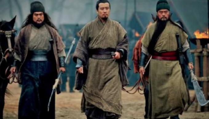 刘备最初没有地盘，他的经济来源是什么