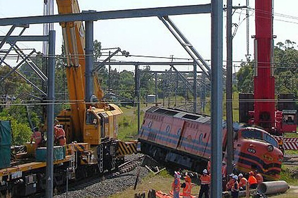 历史上十大火车事故 “海洋王后号”致2千人死亡