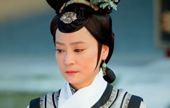 50岁的她还被康熙翻牌子,儿子雍正当上皇帝后,她竟选择自尽?