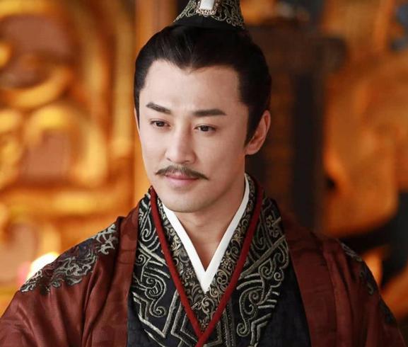 为讨好皇帝,他发明腹诽罪,还发明一货币勒索贵族。