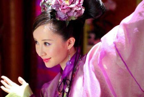 云嫔曾受尽宠爱，却因得罪慈禧下场凄惨