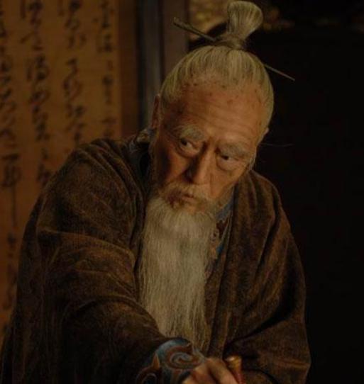 北宋名臣王安石，他的一生有哪些功过