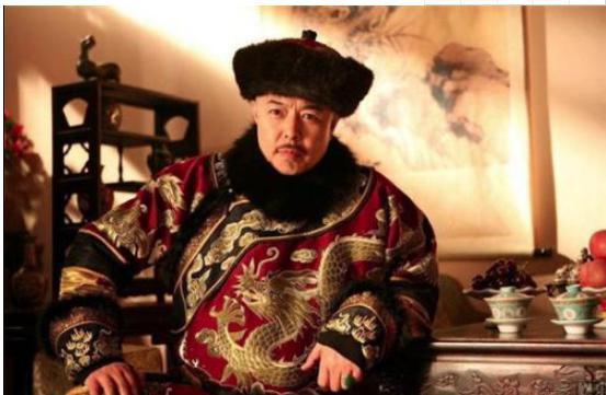 83岁的乾隆写了一个字，满朝文武竟然敢哄堂大笑