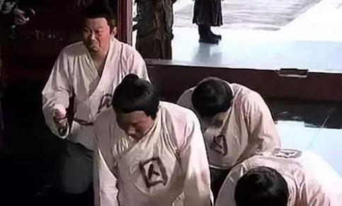 李善长年过古稀天天在家务农,为何朱元璋还是要杀他