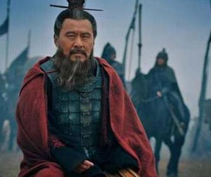 赤壁之战曹操犯了一个错误 曹操大军南下的意图是什么