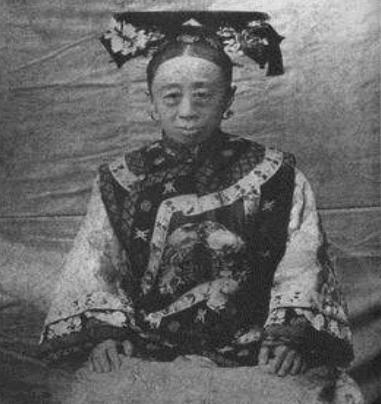 丑格格荣寿固伦公主到底是什么人 她为何敢骂慈禧呢