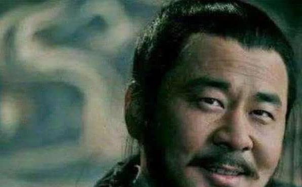 吕布的真实战力到底有多强?看看曹操擒他用了多少人,你就知道了