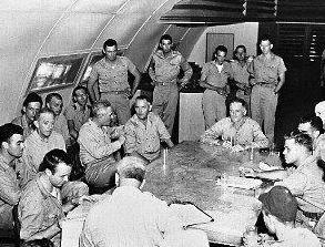 西奥多&middot;范柯克面对记者的采访 对他当年的事情一点都不后悔