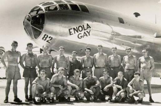 西奥多&middot;范柯克面对记者的采访 对他当年的事情一点都不后悔