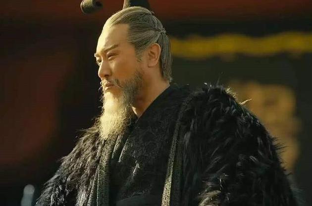 赤壁之战再复盘,曹操难道真的不知对方会用火攻吗?