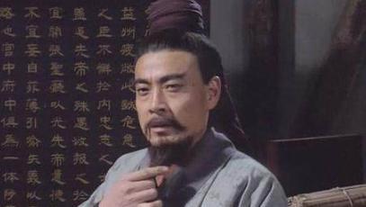 诸葛亮真的挥泪斩马谡