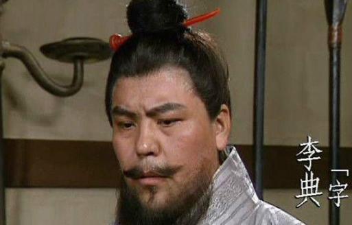 曹操礼贤下士，为何关羽不吃这套执意跟随刘备