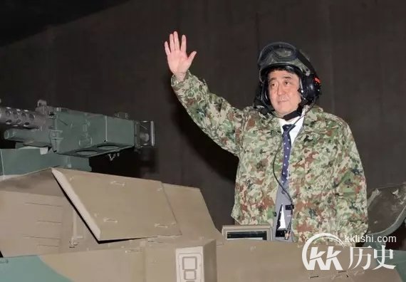 中国今天在纪念九一八 安倍在做一件事