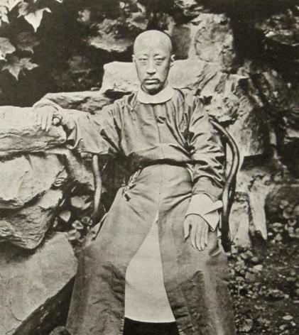 清朝世袭罔替和铁帽王相比 谁的爵位最稳定呢