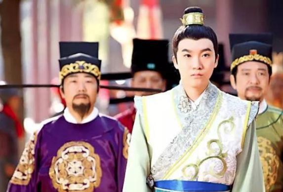 皇帝一心想把皇位传给长子，赵元佐为何偏偏在这个时候疯了