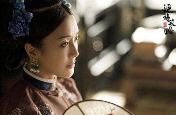 富察皇后尸骨未寒，三朝元老为何立马提出辞呈