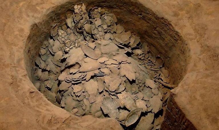 商朝,到底应该叫什么,殷、商、还是殷商?