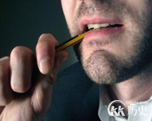 盘点全球最恐怖的异食癖患者 吃沙发喝油漆