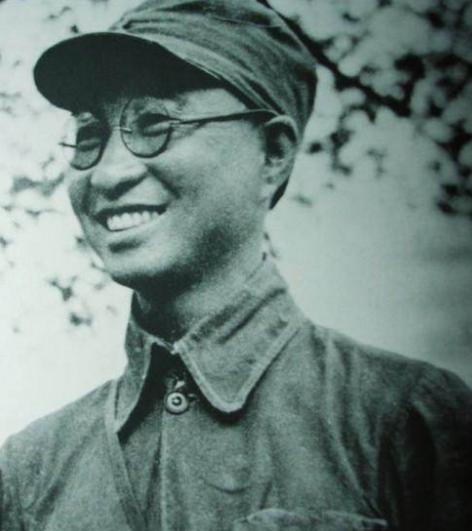 黄正诚被俘之后,陈赓送的书里面夹了什么东西