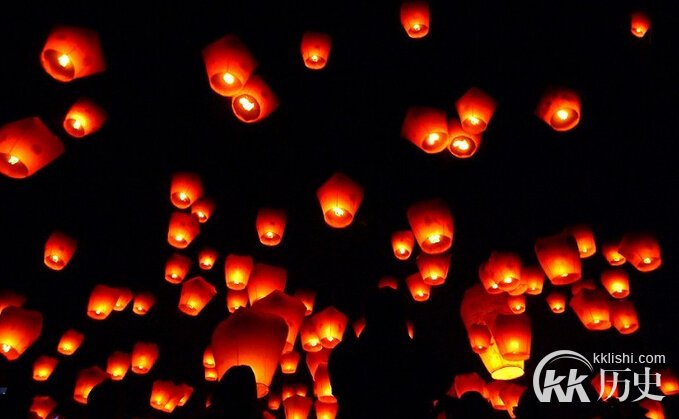 孔明灯的由来：揭孔明灯是谁发明的及孔明灯的作用
