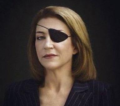 玛丽&middot;科尔文：美国记者，资深战地记者