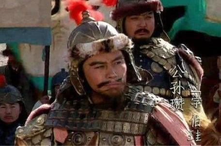 刘备的社会背景究竟有多大 你以为他真的是只是一个编草鞋的吗