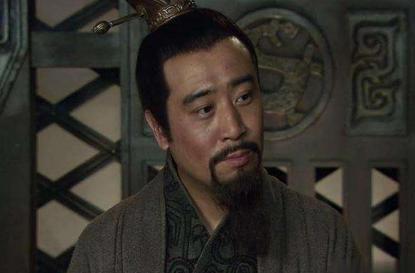 刘备的社会背景究竟有多大 你以为他真的是只是一个编草鞋的吗