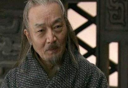 刘备的社会背景究竟有多大 你以为他真的是只是一个编草鞋的吗