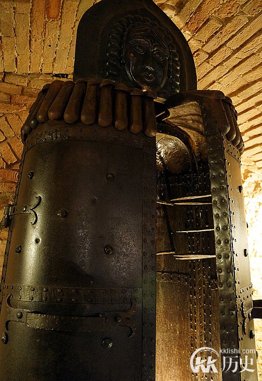 欧洲中世纪酷刑揭秘：惨绝人寰的刑具（组图）