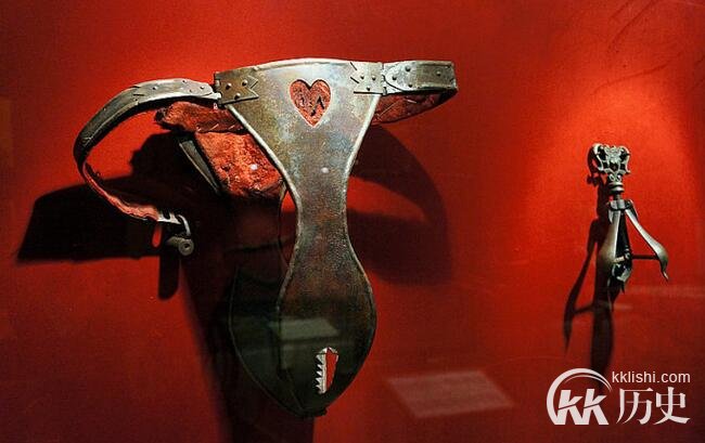 欧洲中世纪酷刑揭秘:惨绝人寰的刑具(组图)