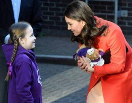 有关英国王室的奇葩规则有哪些 不允许有任何社交媒体