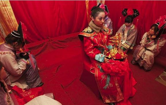 清朝的皇帝为何改变不了女子缠足现象