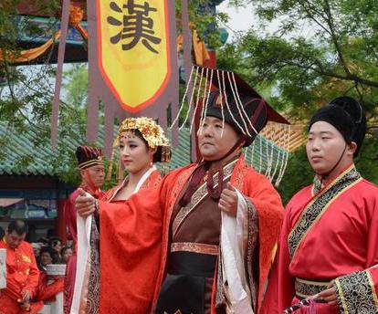 在科举没有出现之前 人才是靠什么选拔出来的