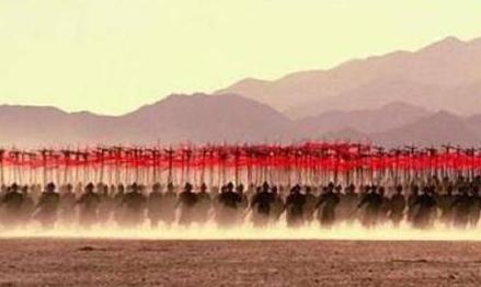 古代打仗为何要举那么多的旗子 这个旗子有什么作用