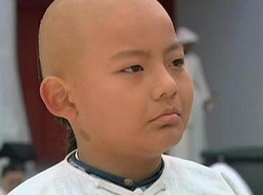 爱新觉罗·永琮2岁去世,乾隆最宠爱的原配皇后因他而死