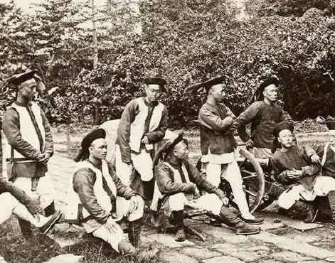 清朝设立九大总督时,最先设立的是什么总督