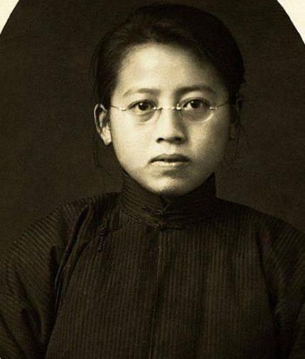 一代才女黄绍兰:被老师骗婚,最后精神错乱