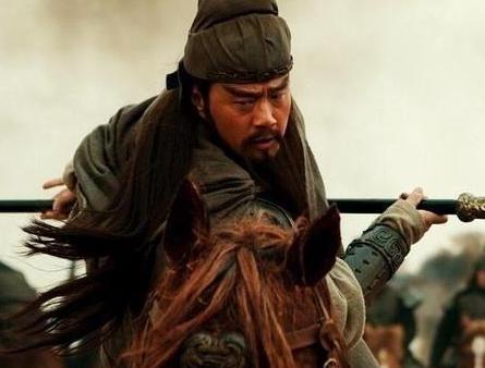 关羽打魏国到底有多猛 曹操十分害怕甚至想要迁都