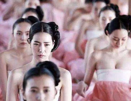 古代一夫多妻制到底是为了什么 仅仅是因为传宗接代那么简单吗