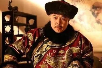 康熙给雍正留下百万，雍正给乾隆留下千万家产，乾隆给嘉庆留了个人！