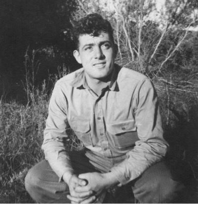 美国著名的战斗英雄约翰&middot;巴斯隆 单场战役一个人就毙敌1500人