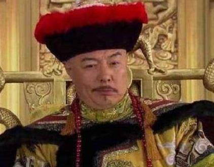 乾隆当上太上皇为何抓住权利不放呢 原因出在什么地方