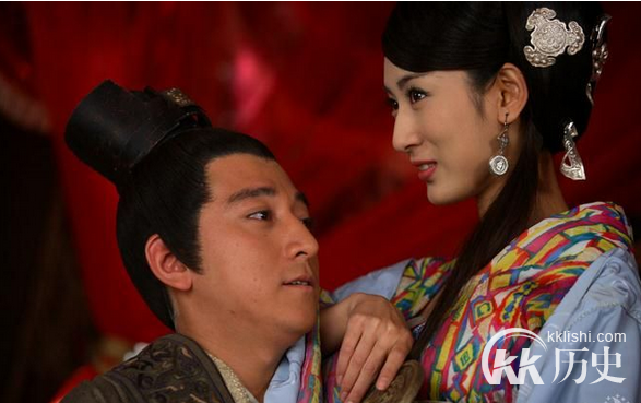 叹为观止！皇帝向大臣借种生子 子子不同父