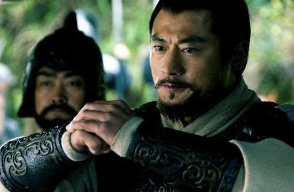 孙坚为何甘心听从袁术的驱使攻打刘表 他们到底是什么关系呢