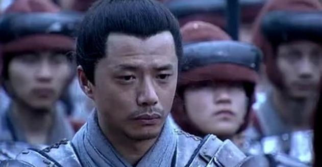 经历过胯下之辱的韩信,有野心更有能力,为何不敢和刘邦一战?