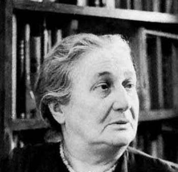 阿赫玛托娃：她被誉为“俄罗斯诗歌的月亮”