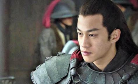 让战神关羽都十分敬佩的三个人分别是谁